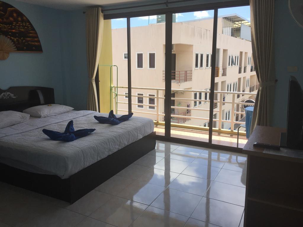 Dreams Guesthouse & Hostel Patong Eksteriør bilde